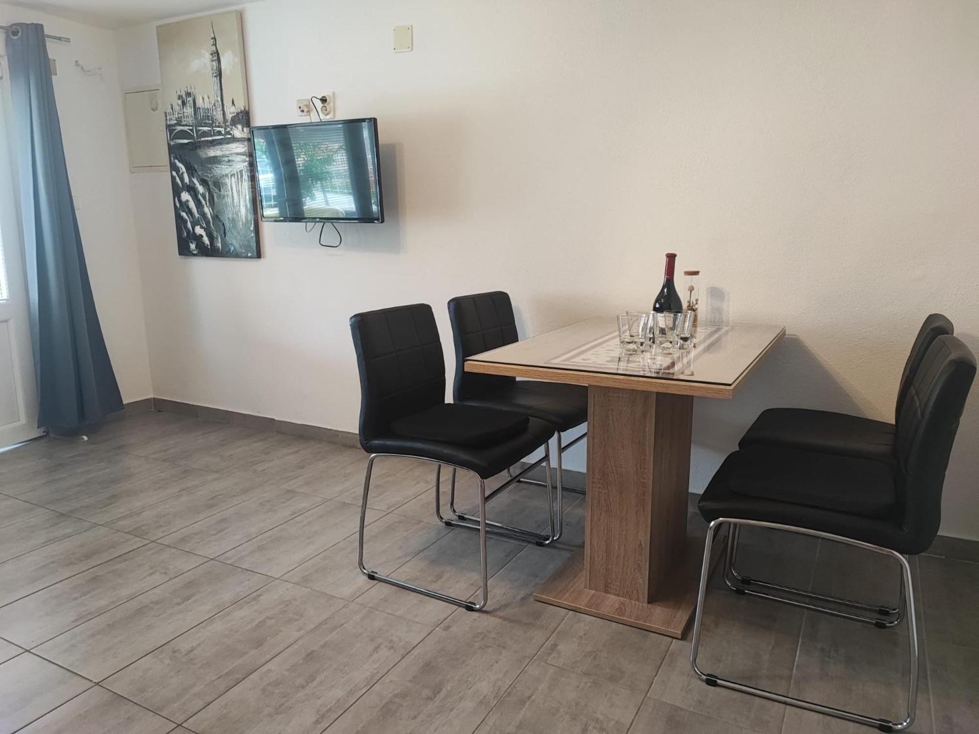 Apartman Luka Apartamento Vodice Exterior foto