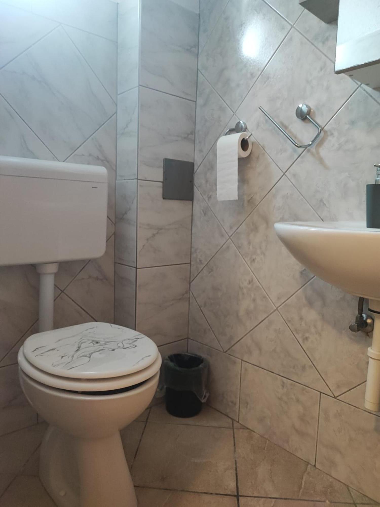Apartman Luka Apartamento Vodice Exterior foto